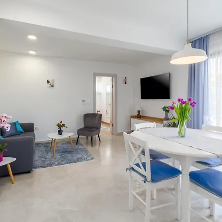 Riva Garden Exclusive