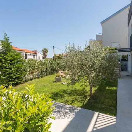 Riva Garden Exclusive