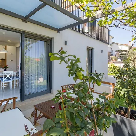 Apartment Riva Garden Exclusive Funtana